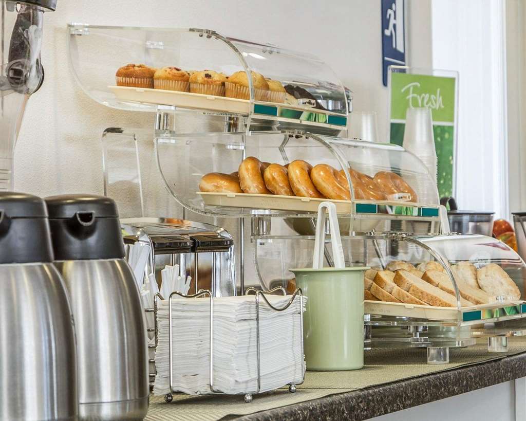 Quality Inn Stockton Restoran gambar
