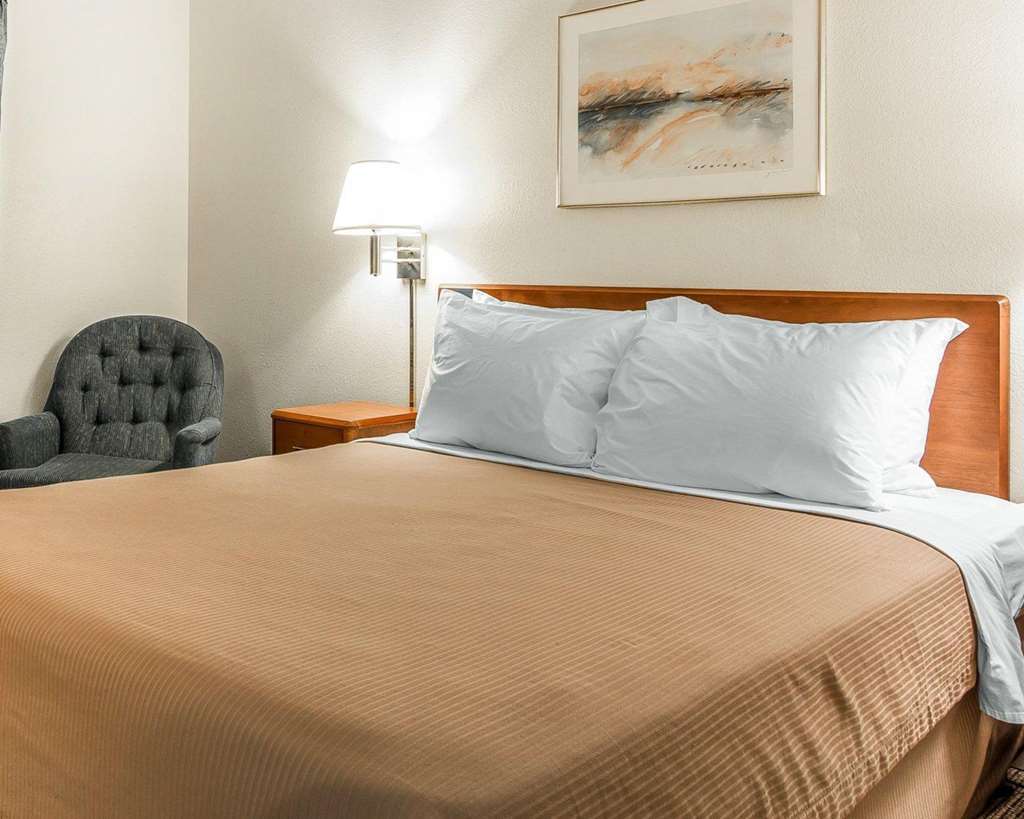 Quality Inn Stockton Bilik gambar